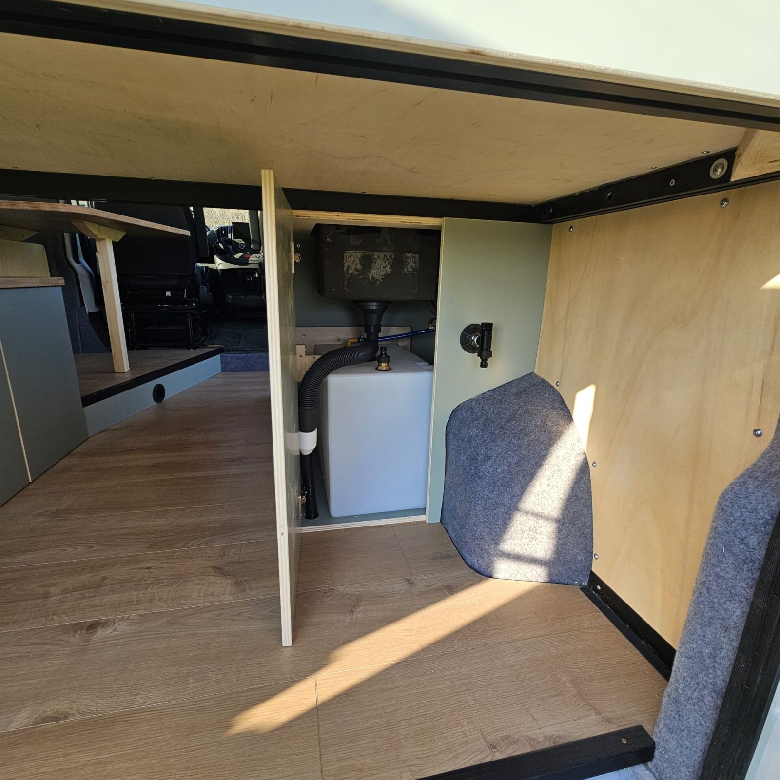 Showroom Ansicht Wassertank