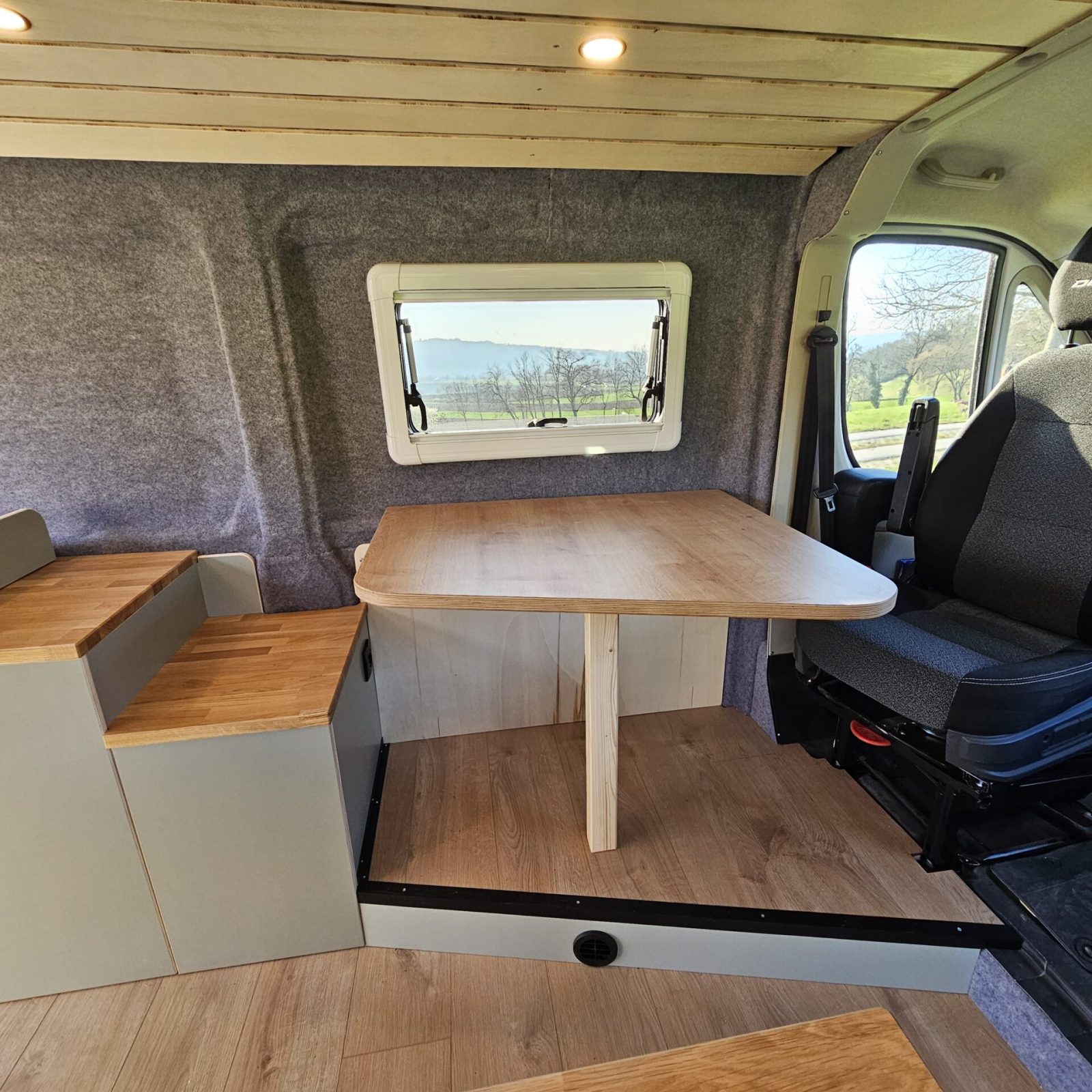 Showroom Ansicht Sitzgelegenheit